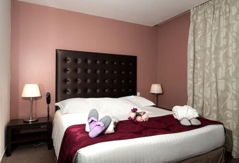Номер Superior, Relais De La Malmaison Paris Rueil Hôtel Spa
