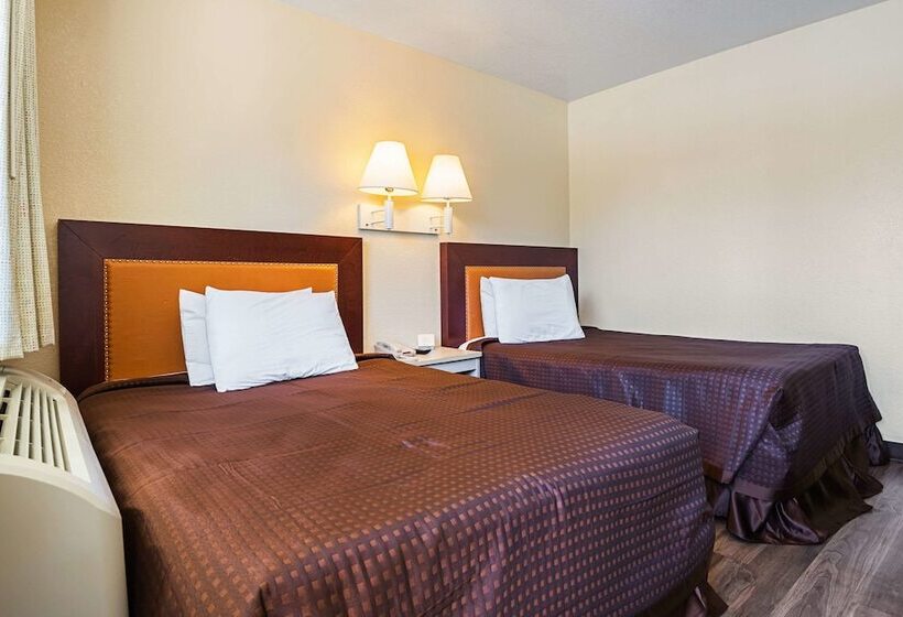 اتاق استاندارد با 2 تخت دوبل, Rodeway Inn Kissimmee Maingate West   Free Theme Park Shuttle