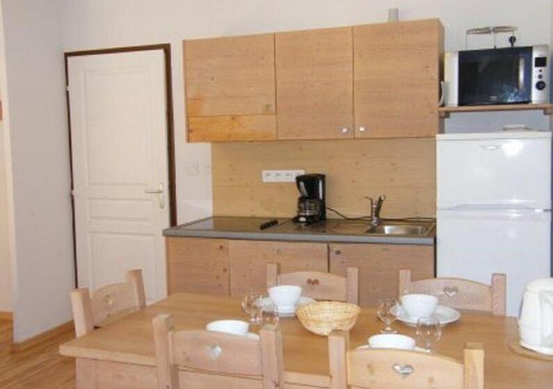 Apartamento 1 Dormitório com Sacada, Residence La Meije Blanche