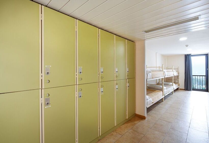 패밀리 룸, Abrigall Hostel Masella