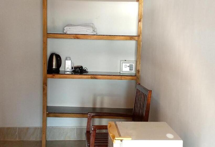 Номер Стандарт Вид на Море с Балконом, Ndiro Beach House Kendwa