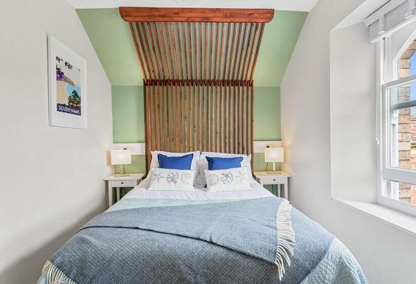 Номер Deluxe Кровать Кинг, Park View R & R   Adult Only   Self Catering   Free Parking   Ev Point