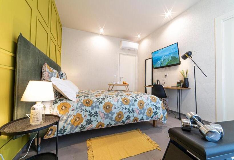 اتاق استاندارد با بالکن, B&b Smartfit House   Room & Relax In Pescara