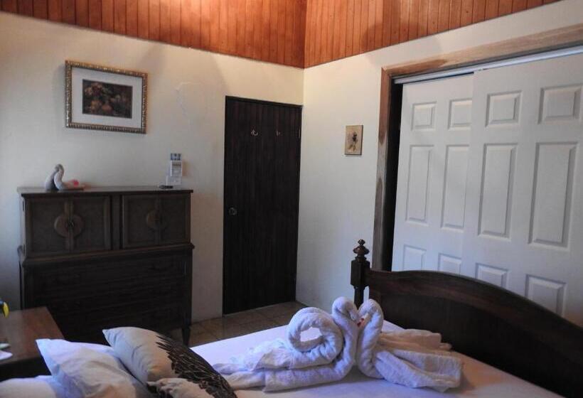 اتاق استاندارد, Rio Celeste Backpackers