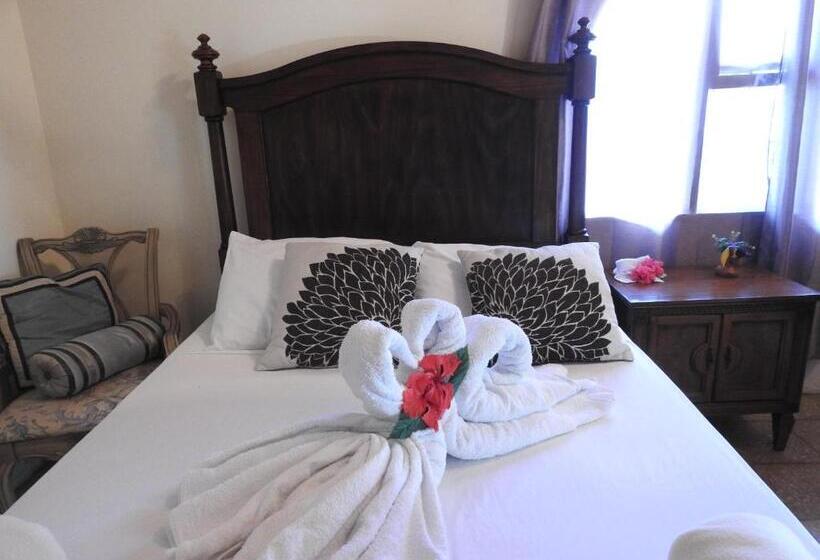 اتاق استاندارد, Rio Celeste Backpackers
