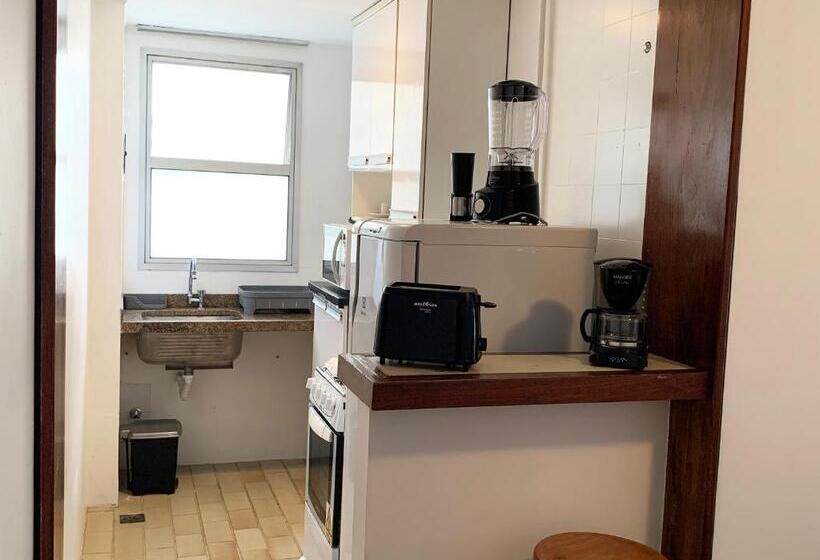 Apartamento 1 Dormitório com Sacada, Excelente Apart Hotel Ipanema