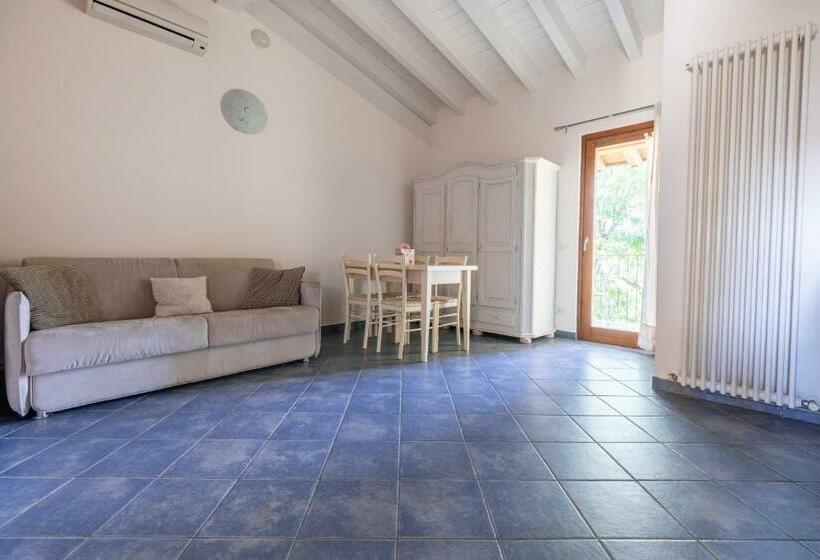 آپارتمان 1 خوابه با بالکن, Residence Il Melograno
