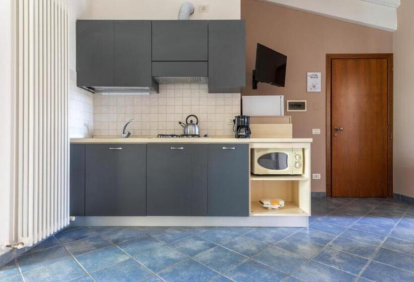 آپارتمان 1 خوابه با بالکن, Residence Il Melograno