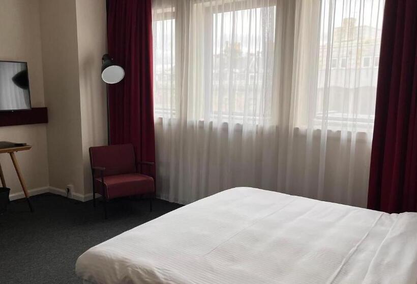 Номер Стандарт, B&b Hotel Inverness