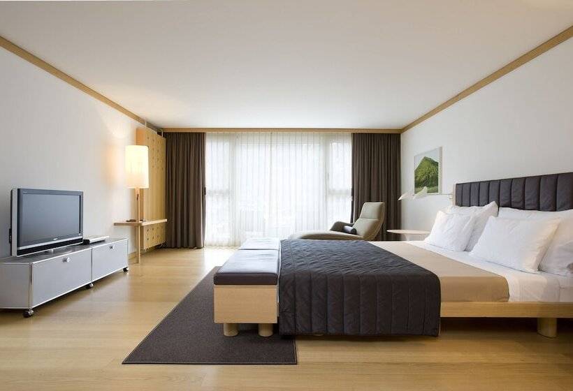 Номер Deluxe, The Omnia