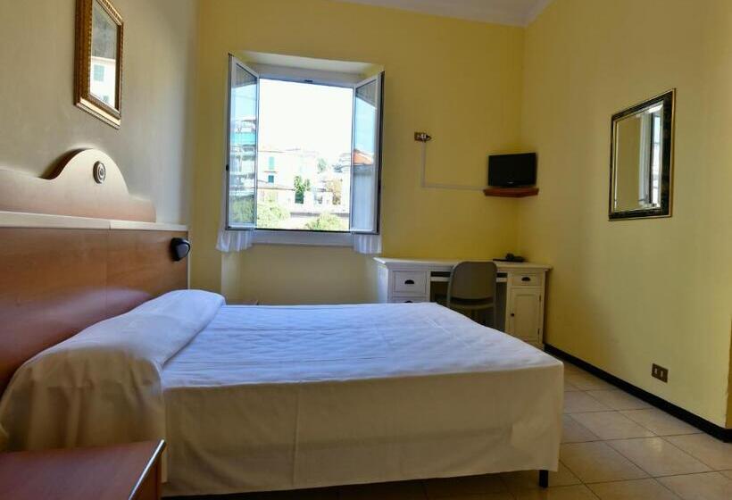اتاق استاندارد سه نفره, Villa Maria & Apartment