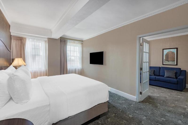 سوئیت برای معلولان, The Americus Hotel, Trademark Collection By Wyndham