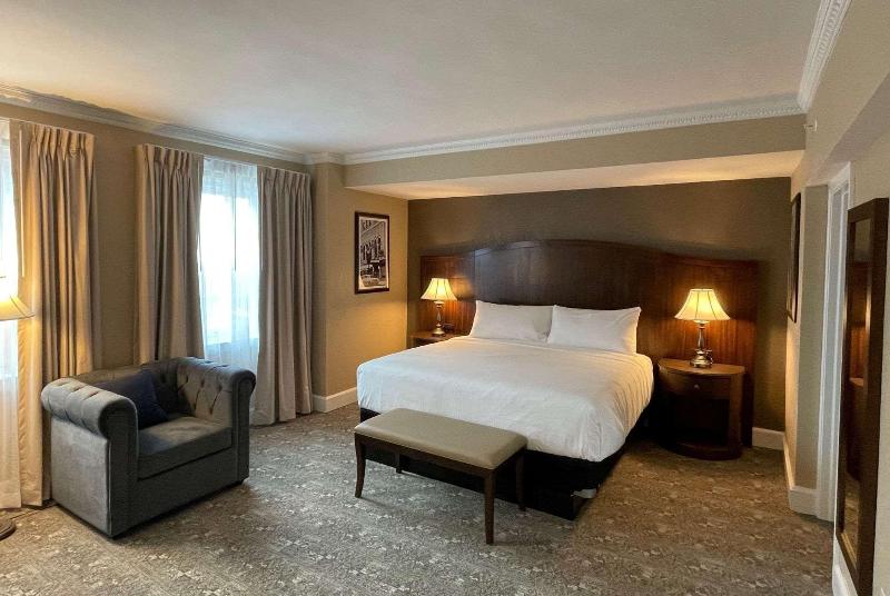 اتاق استاندارد با تخت بزرگ, The Americus Hotel, Trademark Collection By Wyndham