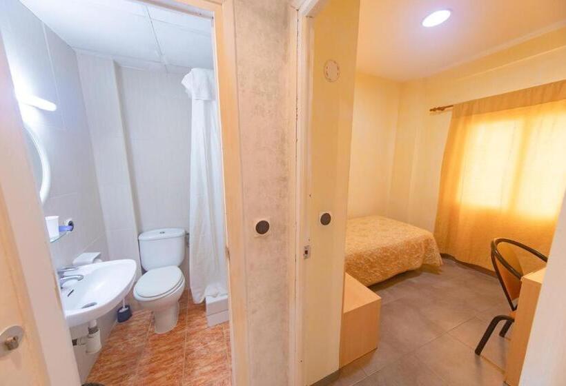 Номер Стандарт Индивидуальный, Hostal Virginia