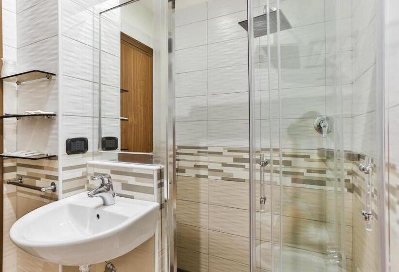 Семейный Номер, Avana Mare