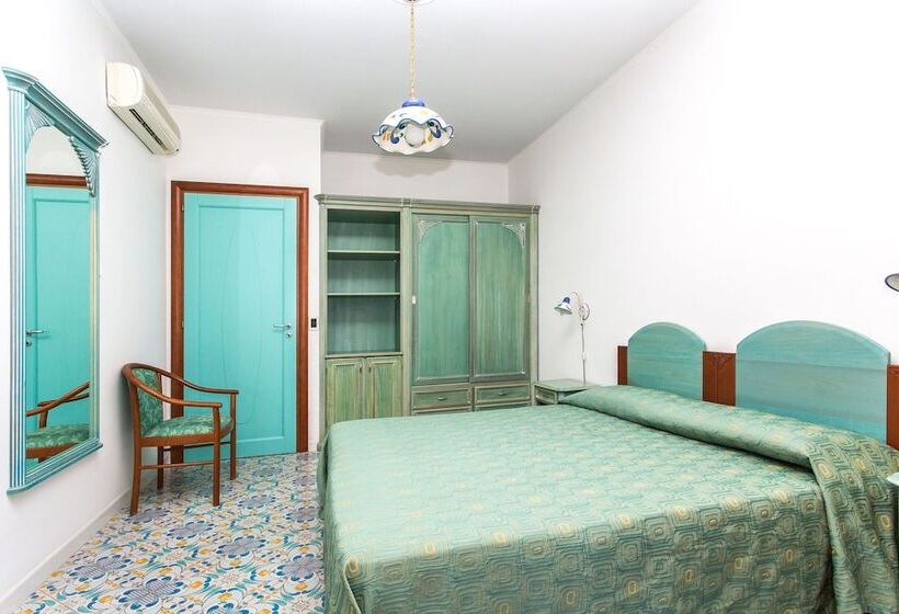 آپارتمان 1 خوابه, Club Residence Martinica