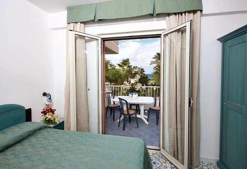 اتاق استاندارد چهار تخته, Club Residence Martinica