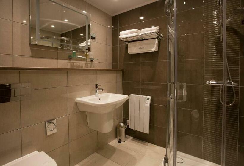 اتاق استاندارد یک نفره, Cruachan