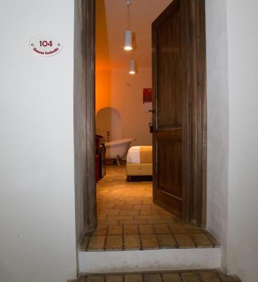 Люкс, Relais Hotel Palazzo Castriota