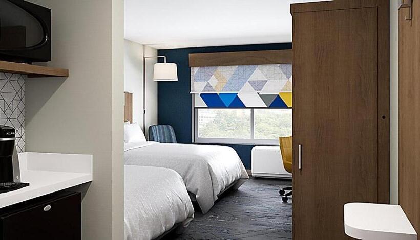 חדר סטנדרט מותאם לאדם עם מוגבלויות, Holiday Inn Express & Suites   Harrisonburg University Area , An Ihg