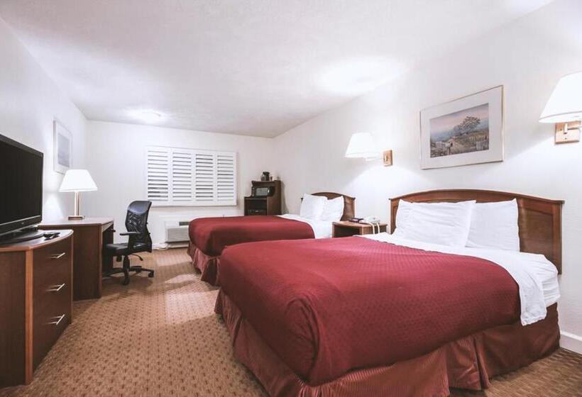 Номер Superior, Sky Palace Inn & Suites Mccook