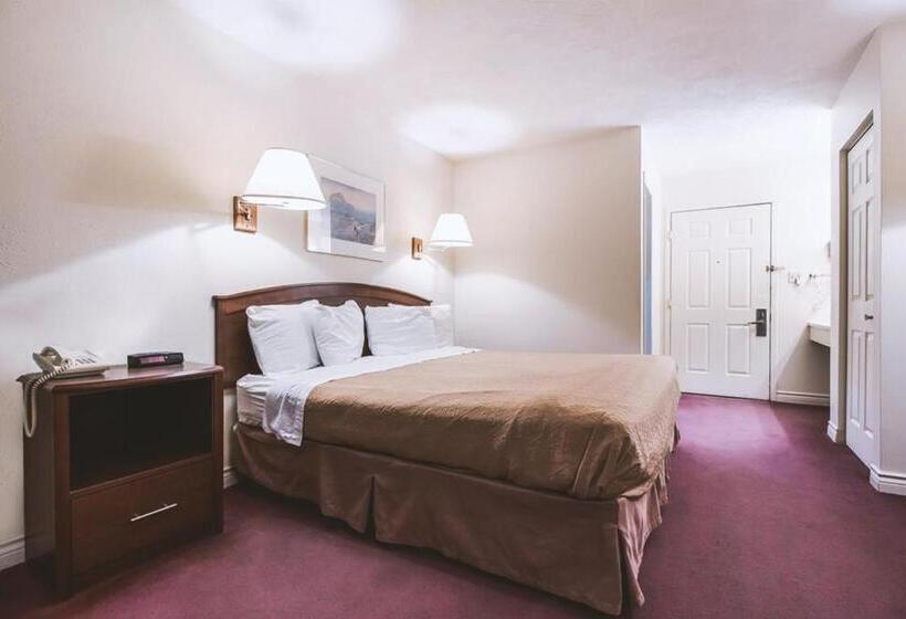 Номер Deluxe, Sky Palace Inn & Suites Mccook