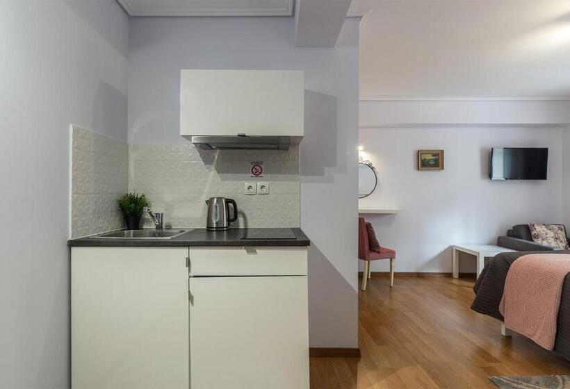 استودیوی استاندارد, Urbanstay