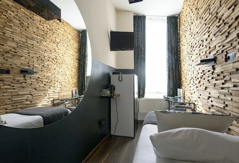 اتاق استاندارد یک نفره, Quentin Amsterdam
