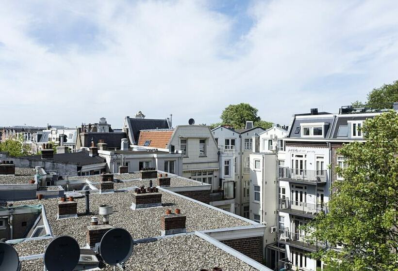 سوئیت دولوکس با چشم‌انداز, Quentin Amsterdam