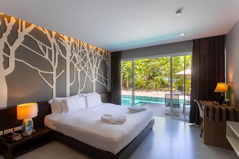 اتاق لوکس با چشم‌انداز استخر, Panalee Koh Samui Resort