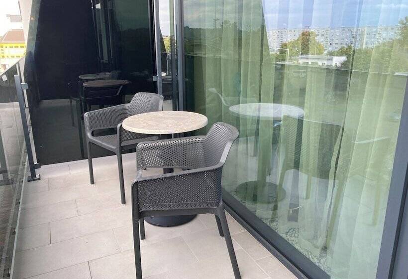 Номер Стандарт Трехместный, Tisia Hotel & Spa