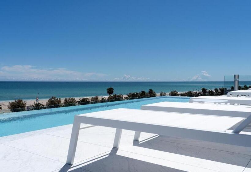 سوییت لوکس, Piccola Maesta' Boutique Rooms