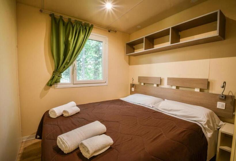 ویلای استاندارد 3 خوابه, Hu Norcenni Girasole Village