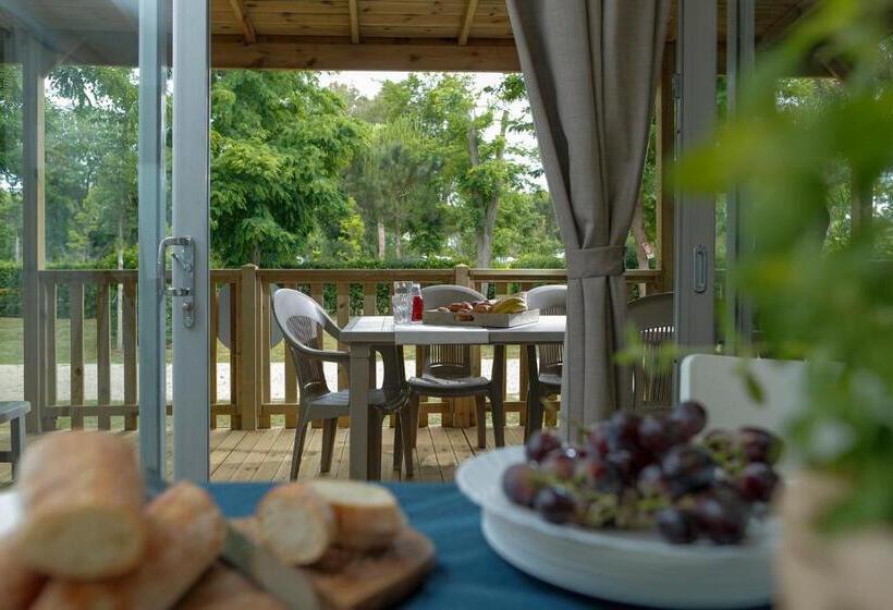 بانگلوی استاندارد 2 خوابه, Hu Norcenni Girasole Village