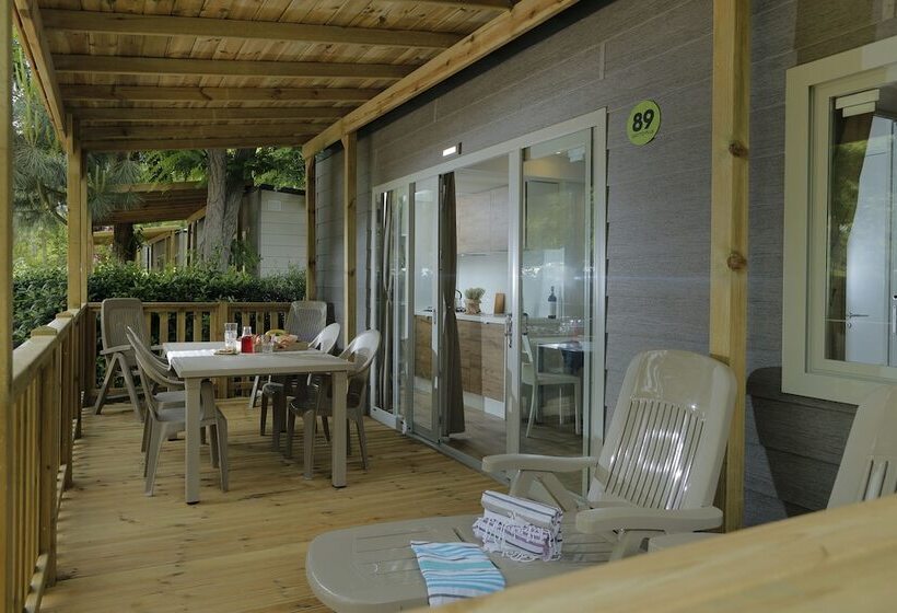 بانگلوی استاندارد 2 خوابه, Hu Norcenni Girasole Village