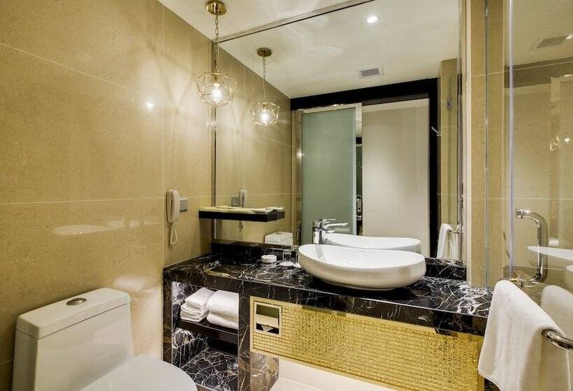 Номер Superior, Nagaworld Hotel & Entertainment Complex