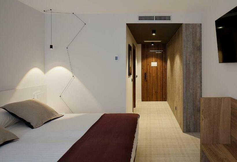 اتاق خانوادگی, Munna Hotel Boutique