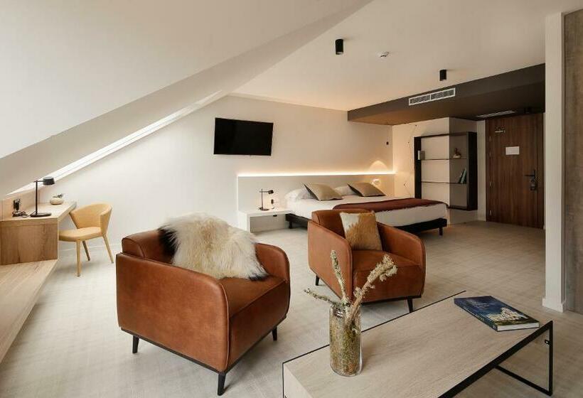 سوییت جونیور, Munna Hotel Boutique