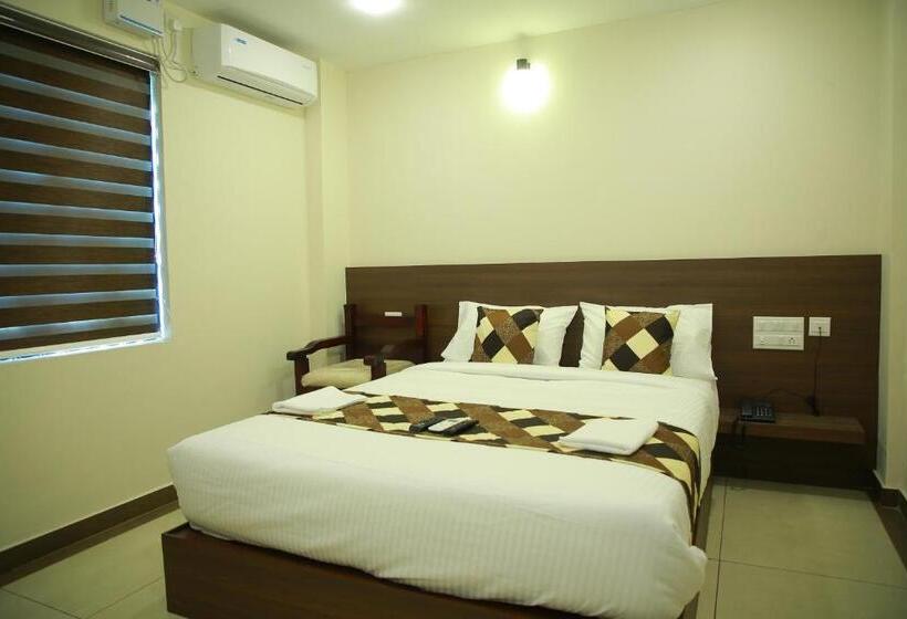 싱글 디럭스 룸, Kalathil Tourist Home