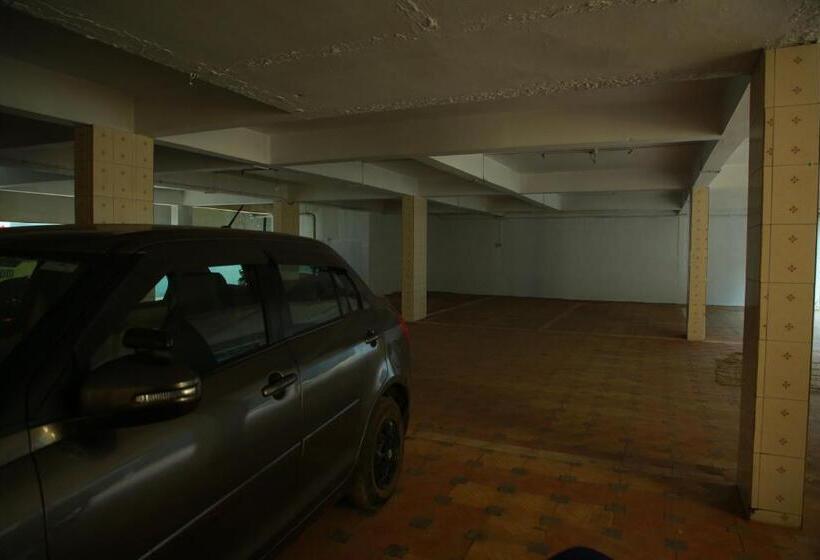 싱글 디럭스 룸, Kalathil Tourist Home