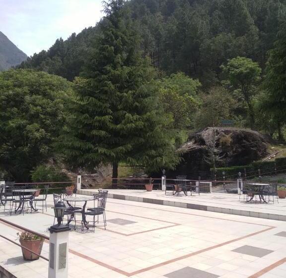 스위트, Mashoo Resorts , Bhuntar