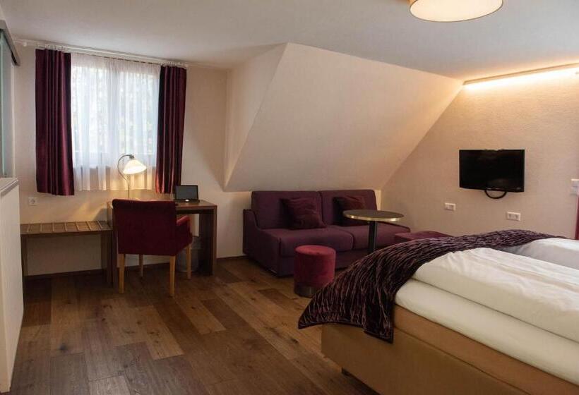 Номер Стандарт с Балконом, Boutique   Hotel Zum Schloss