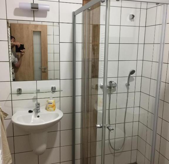 家庭间, Penzion U Hujňáků