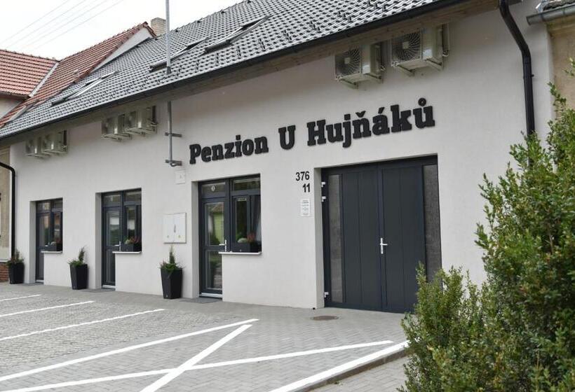 Четырехместный Номер Стандарт, Penzion U Hujňáků