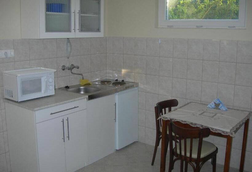 آپارتمان 1 خوابه, Radek Vendégház és Apartman