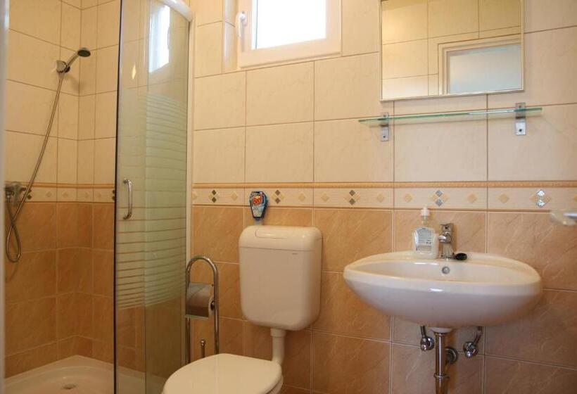 آپارتمان 2 خوابه, Radek Vendégház és Apartman