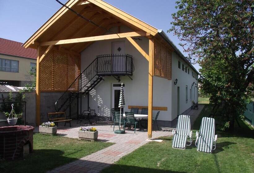 آپارتمان 2 خوابه, Radek Vendégház és Apartman