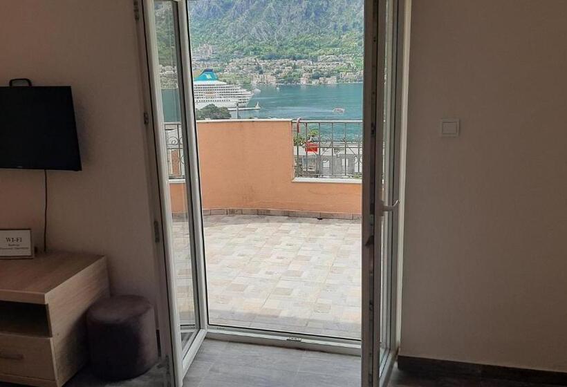 آپارتمان 1 خوابه با چشم‌انداز دریا, Apartments Krivokapic Kotor