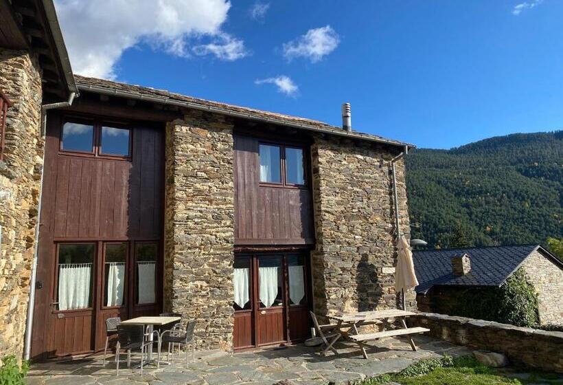 Apartament 3 Dormitoare, Can Bonada