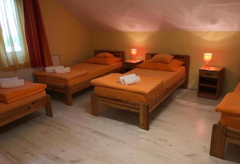 اتاق خانوادگی, Tó  Party Panoráma Panzió & Wellness